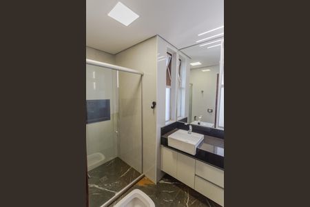 Apartamento para alugar com 95m², 3 quartos e 1 vaga Apartamento para alugar com 95m², 3 quartos e 1 vagaBanheiro da Suíte