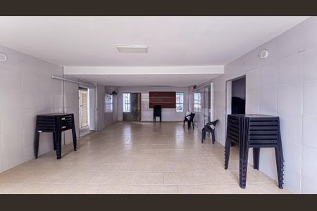Apartamento à venda com 65m², 2 quartos e 1 vaga Apartamento à venda com 65m², 2 quartos e 1 vagaÁrea comum - Salão de festas