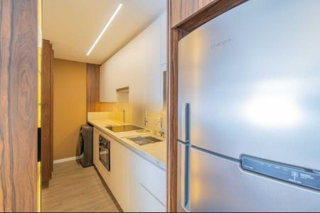 Cozinha de apartamento para alugar com 1 quarto, 45m² em Auxiliadora, Porto Alegre