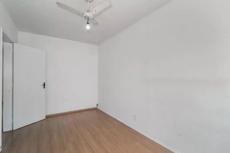 Quarto 2 de apartamento para alugar com 2 quartos, 53m² em São Sebastião, Porto Alegre
