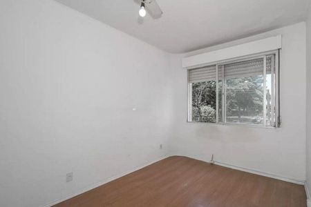 Quarto 2 de apartamento para alugar com 2 quartos, 53m² em São Sebastião, Porto Alegre