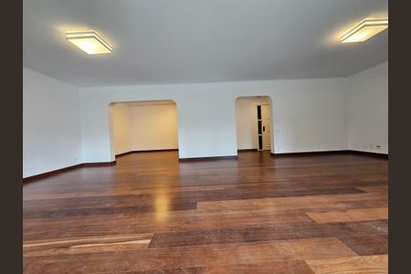 Apartamento à venda com 296m², 4 quartos e 3 vagas Apartamento à venda com 296m², 4 quartos e 3 vagasSala