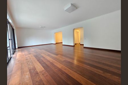 Apartamento à venda com 296m², 4 quartos e 3 vagas Apartamento à venda com 296m², 4 quartos e 3 vagasSala