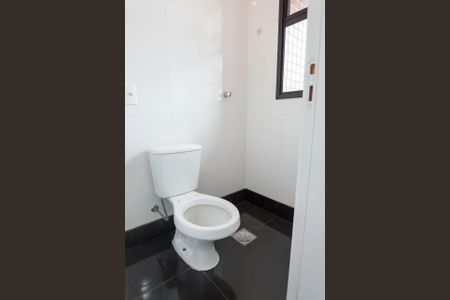 Apartamento à venda com 110m², 2 quartos e 2 vagasBanheiro de serviço