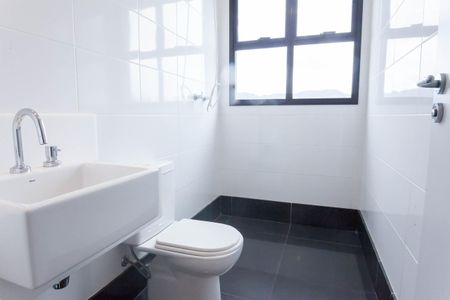 Apartamento à venda com 110m², 2 quartos e 2 vagasBanheiro Social