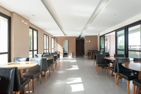 Apartamento à venda com 110m², 2 quartos e 2 vagasÁrea comum - Salão de festas