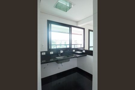 Apartamento à venda com 110m², 2 quartos e 2 vagasCozinha