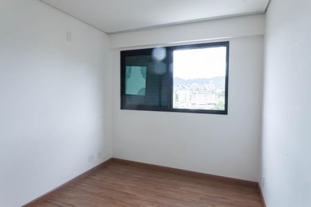 Apartamento à venda com 110m², 2 quartos e 2 vagasquarto1 