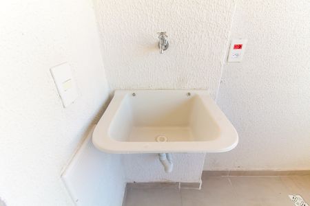 Apartamento para alugar com 35m², 2 quartos e sem vaga Apartamento para alugar com 35m², 2 quartos e sem vagaVaranda e Área de Serviço