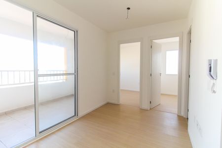 Sala/Cozinha de apartamento para alugar com 2 quartos, 35m² em Vila Santana, São Paulo
