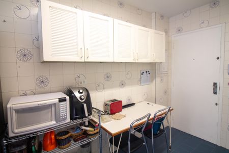 Apartamento para alugar com 107m², 3 quartos e 1 vagaCozinha