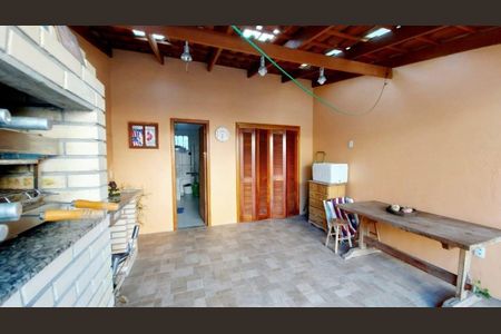 Casa de condomínio para alugar com 110m², 3 quartos e 3 vagasÁrea Externa 