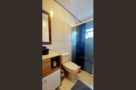 Banheiro 1 de casa de condomínio à venda com 3 quartos, 110m² em Partenon, Porto Alegre