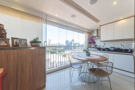 Apartamento para alugar com 73m², 2 quartos e 1 vagaVaranda