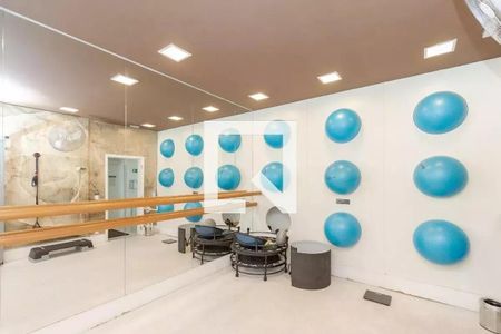 Apartamento para alugar com 73m², 2 quartos e 1 vagaArea Comum