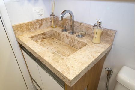 Apartamento para alugar com 73m², 2 quartos e 1 vagaBanheiro da Suíte 2