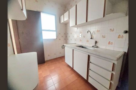Apartamento à venda com 100m², 3 quartos e 2 vagas Apartamento à venda com 100m², 3 quartos e 2 vagascozinha