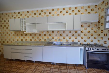 Casa para alugar com 200m², 4 quartos e sem vagaCozinha