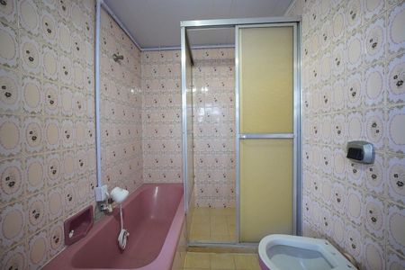 Casa para alugar com 200m², 4 quartos e sem vagaBanheiro da Suíte 2