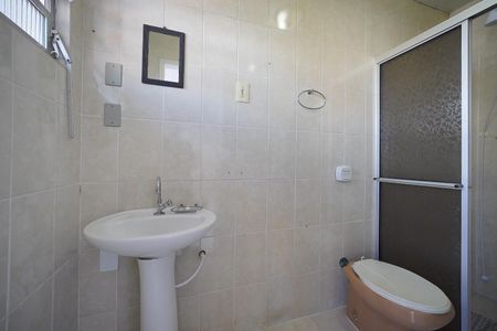 Casa para alugar com 200m², 4 quartos e sem vagaBanheiro da Suíte 1