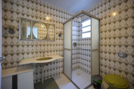 Casa para alugar com 200m², 4 quartos e sem vagaBanheiro Corredor