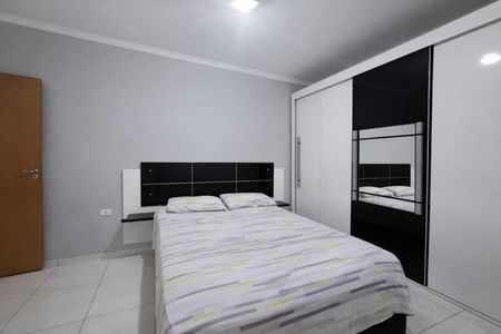 Casa à venda com 380m², 6 quartos e 2 vagas Casa à venda com 380m², 6 quartos e 2 vagasQuarto 1 - Casa 3