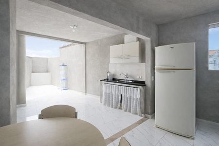 Casa à venda com 380m², 6 quartos e 2 vagas Casa à venda com 380m², 6 quartos e 2 vagasÁrea gourmet