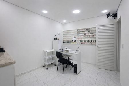 Casa à venda com 380m², 6 quartos e 2 vagas Casa à venda com 380m², 6 quartos e 2 vagasDetalhe - Sala de atendimento