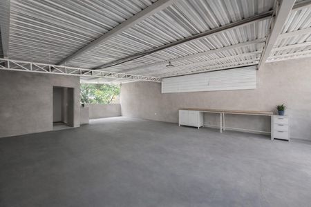 Casa à venda com 380m², 6 quartos e 2 vagas Casa à venda com 380m², 6 quartos e 2 vagasDetalhe