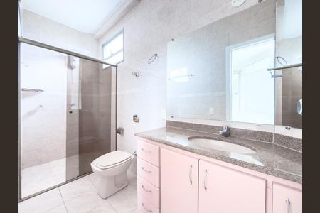 Apartamento para alugar com 180m², 3 quartos e 2 vagasBanho Suíte