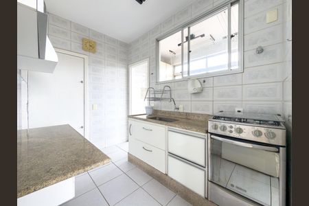 Apartamento para alugar com 180m², 3 quartos e 2 vagasCozinha