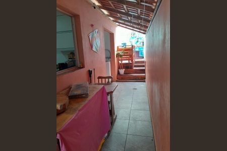 Casa à venda com 135m², 5 quartos e 2 vagas Casa à venda com 135m², 5 quartos e 2 vagasAREA INTERNA