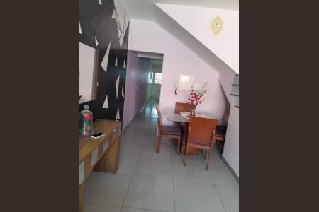 SALA de casa à venda com 5 quartos, 135m² em Novo Osasco, Osasco