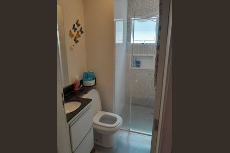 Casa à venda com 135m², 5 quartos e 2 vagas Casa à venda com 135m², 5 quartos e 2 vagasWC C/ BOX