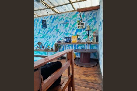 Casa à venda com 135m², 5 quartos e 2 vagas Casa à venda com 135m², 5 quartos e 2 vagasAREA INTERNA