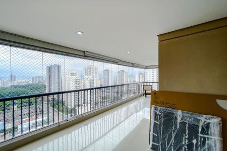 Apartamento à venda com 186m², 4 quartos e 3 vagasVaranda da Sala