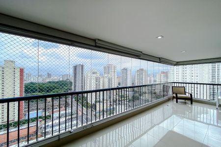 Apartamento à venda com 186m², 4 quartos e 3 vagasVaranda da Sala