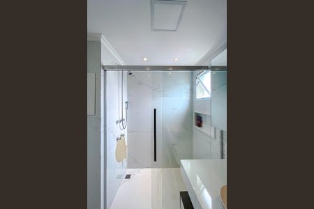 Apartamento à venda com 186m², 4 quartos e 3 vagasBanheiro da Suíte