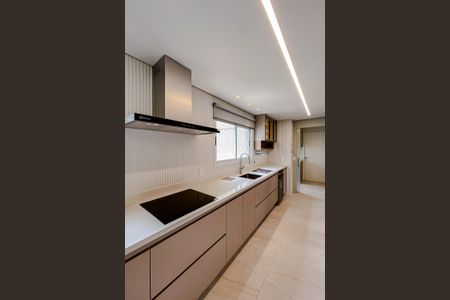 Apartamento à venda com 186m², 4 quartos e 3 vagasCozinha