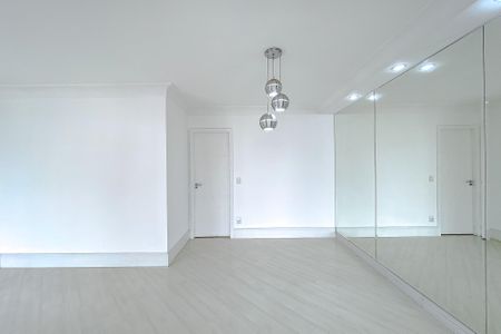 Apartamento à venda com 186m², 4 quartos e 3 vagasSala