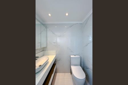 Apartamento à venda com 186m², 4 quartos e 3 vagasBanheiro da Suíte