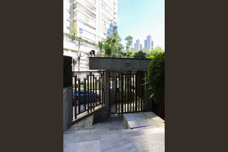 Apartamento para alugar com 250m², 3 quartos e 3 vagas