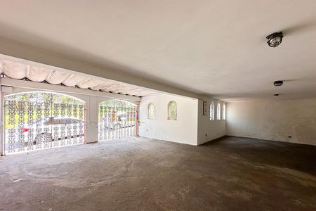 Garagem de casa à venda com 3 quartos, 283m² em Nova Petrópolis, São Bernardo do Campo
