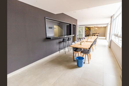 Apartamento para alugar com 35m², 2 quartos e sem vagaÁrea comum - Salão de festas