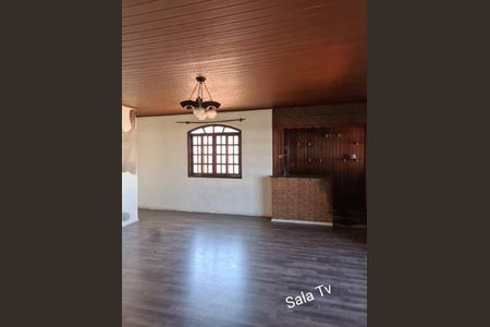 Casa à venda com 236m², 3 quartos e 3 vagasSALA TV