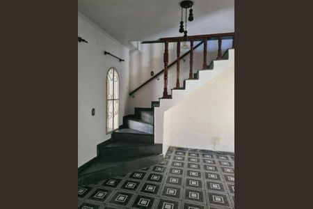 Casa à venda com 236m², 3 quartos e 3 vagasACESSO SALA TV