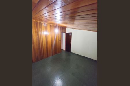 Casa à venda com 305m², 3 quartos e 2 vagasAREA INTERNA