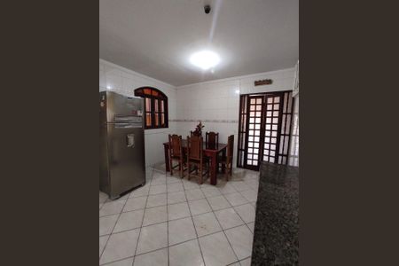 COZINHA de casa à venda com 3 quartos, 305m² em City Bussocaba, Osasco