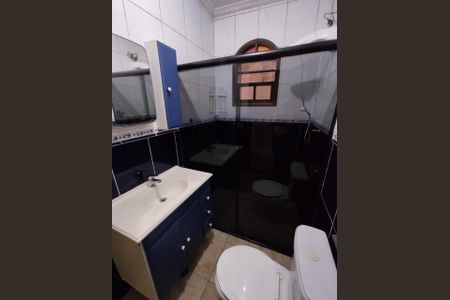 Casa à venda com 305m², 3 quartos e 2 vagasWC C/ BOX