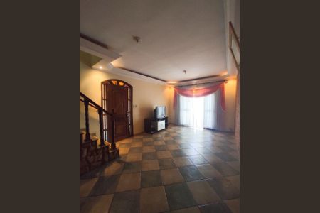 SALA de casa à venda com 3 quartos, 305m² em City Bussocaba, Osasco